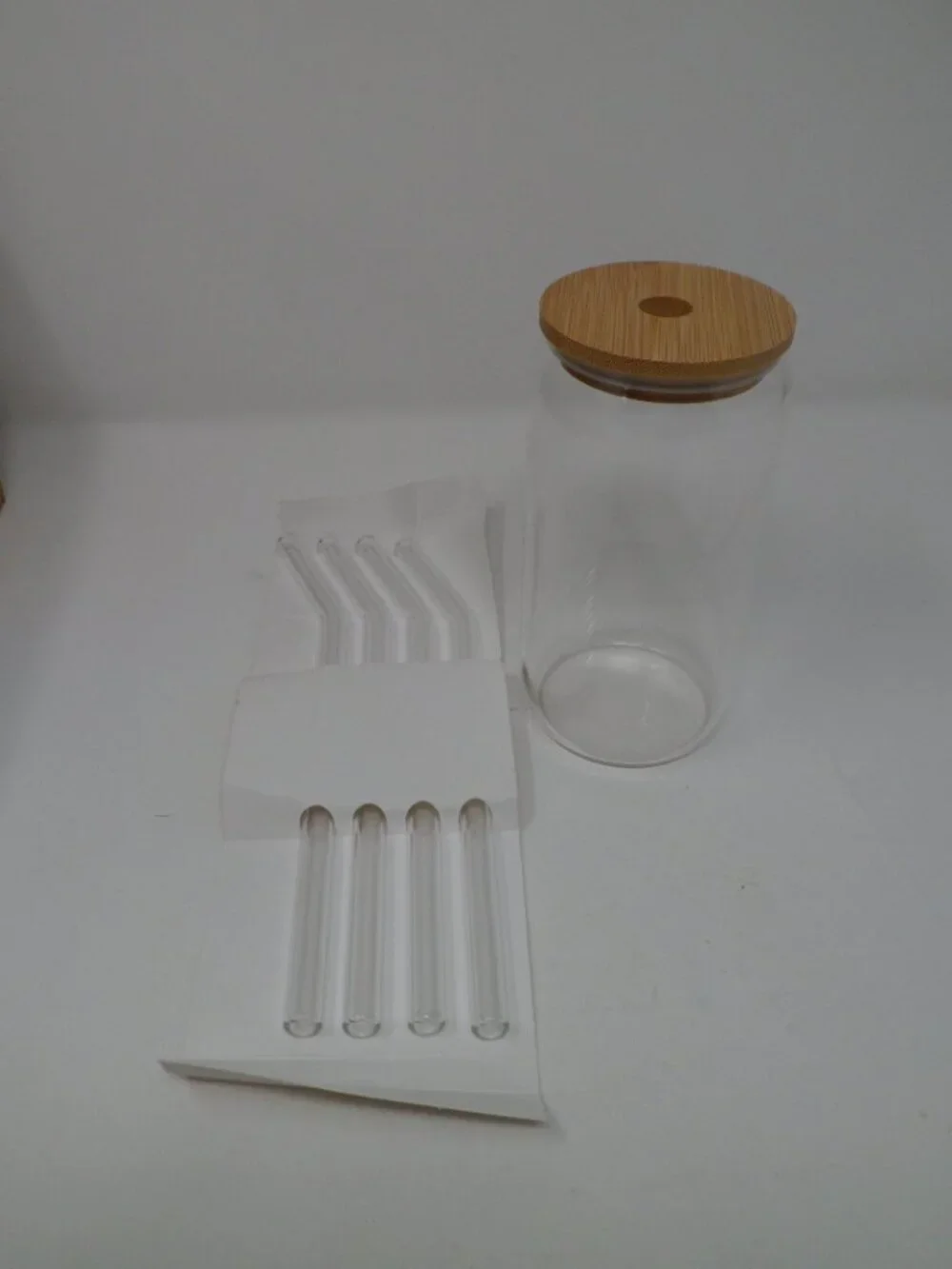 4pc Glass Cups With Bamboo Lid & Glass Straw